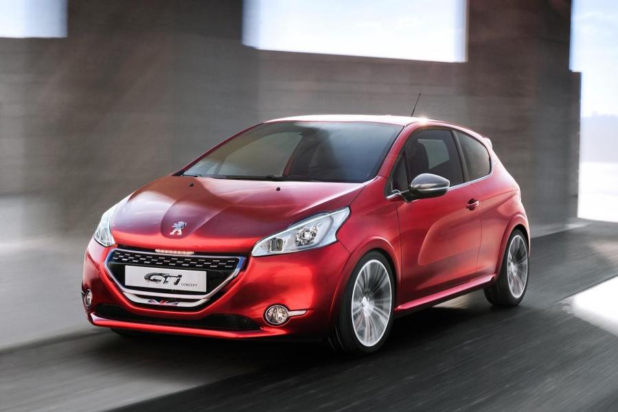  Peugeot 208 GTi Concept 2012 года  (фото 10 из 26)